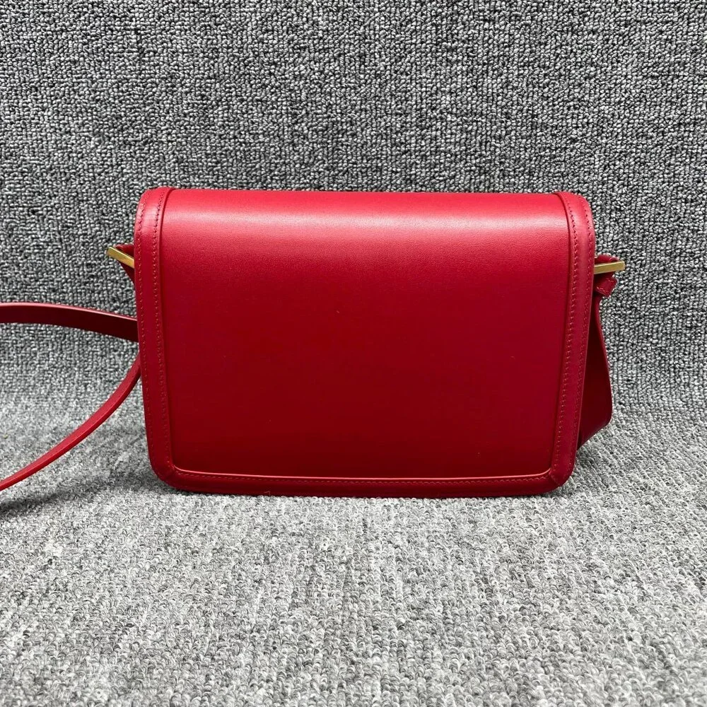 100% Authentic Yves Saint Laurent Leather Shoulder Bag - Picture 2 of 16